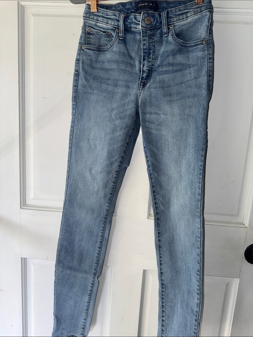 Light Blue Women's Skinny Jeans - Size 6 Long